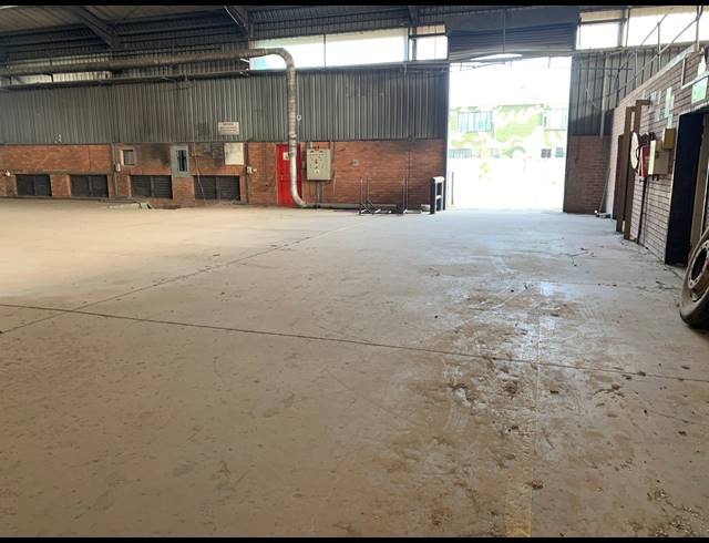 2,990M² WAREHOUSE TO LET IN KYA SANDS